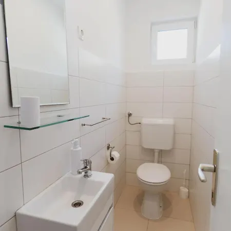 House Of Albina- 10 M Od Mora * Ζαντάρ