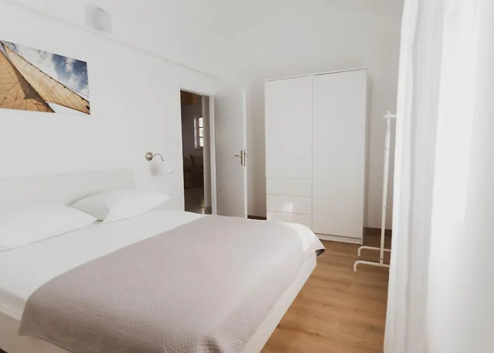 House Of Albina- 10 M Od Mora Zadar